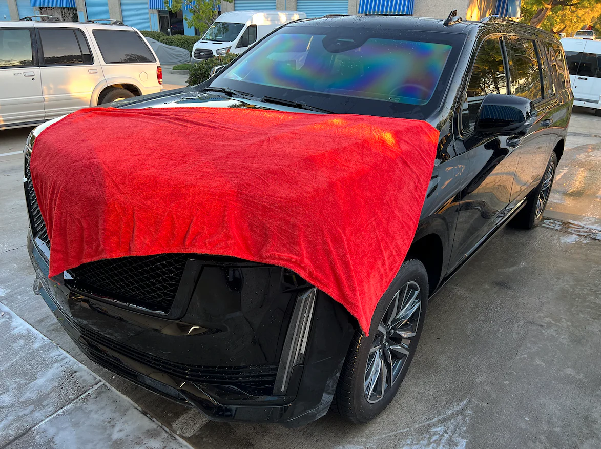 AUTOFIBER MEGANOUGHT DRYING TOWEL - XXXL Twist Pile Microfiber Drying Towel (69 in. x 42 in., 1100gsm) - 1 pack - Image 5